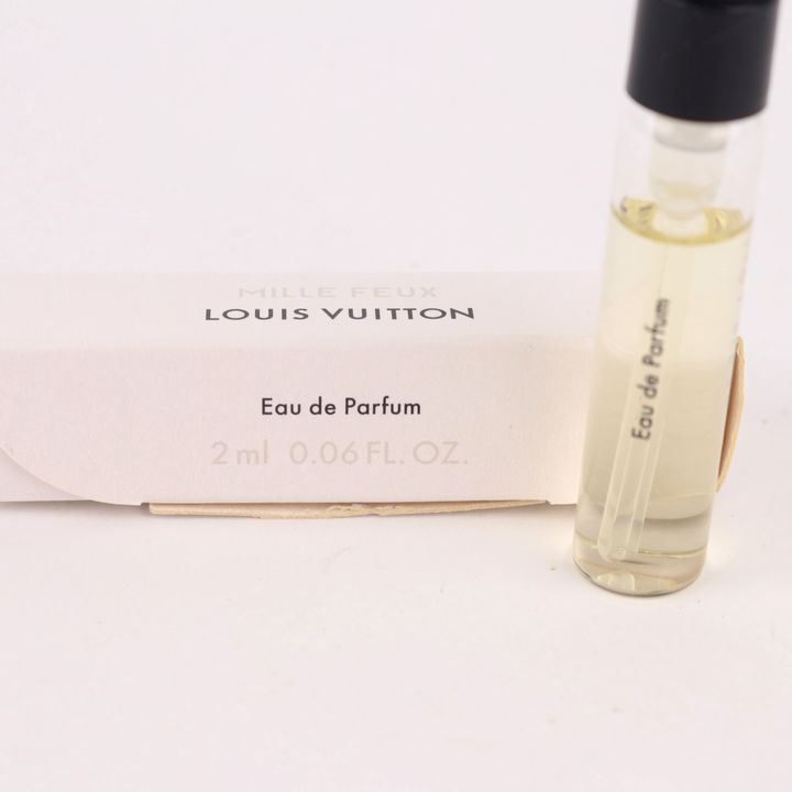 ルイ・ヴィトン ミニ香水 MILLE FEUX ミルフー オーデパルファム EDP 未使用 サンプル レディース 2mlサイズ LOUIS VUITTONの画像2