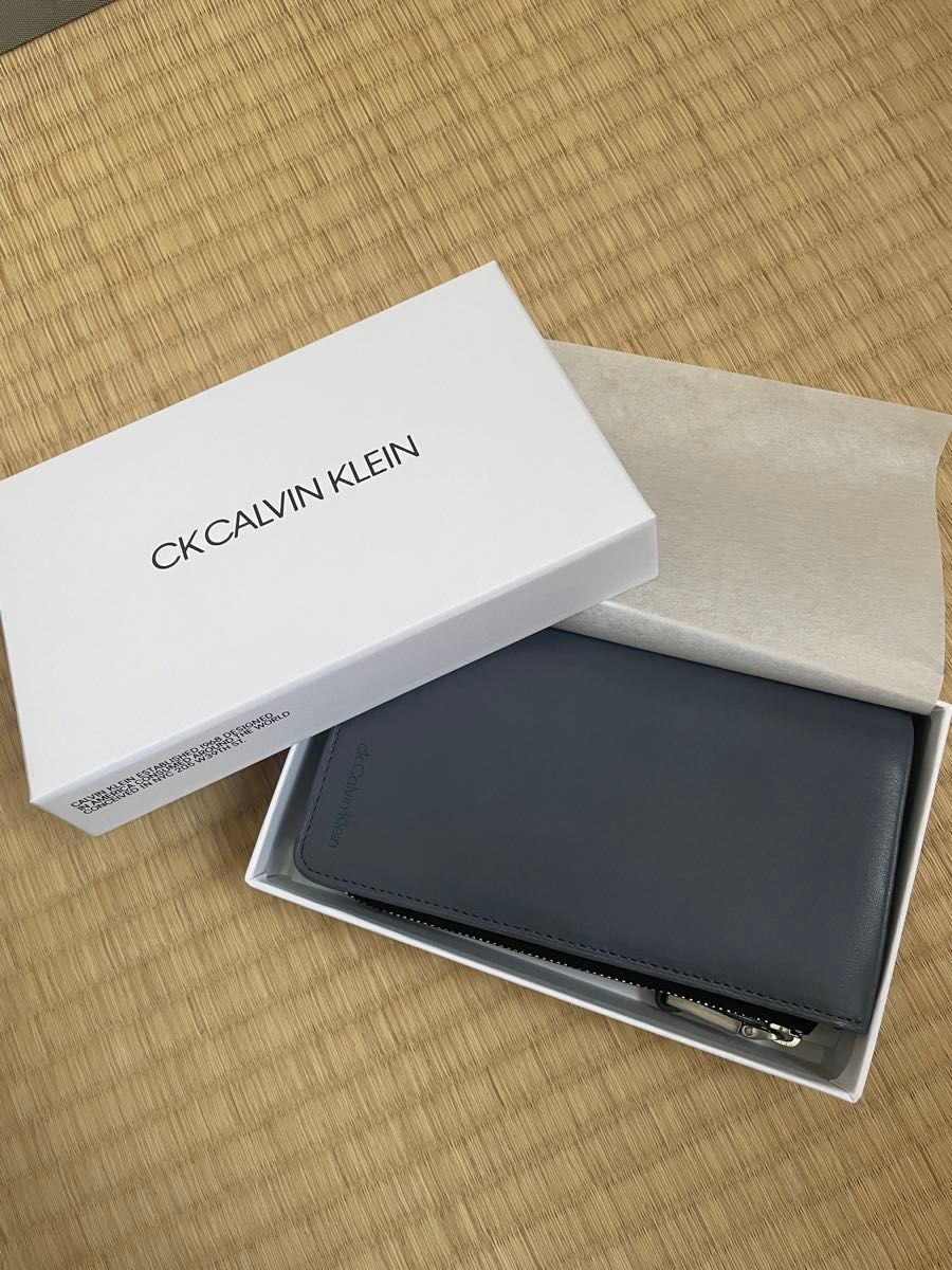 カルバンクライン　ck CALVIN KLEIN 二つ折り財布　スニーカー　本革