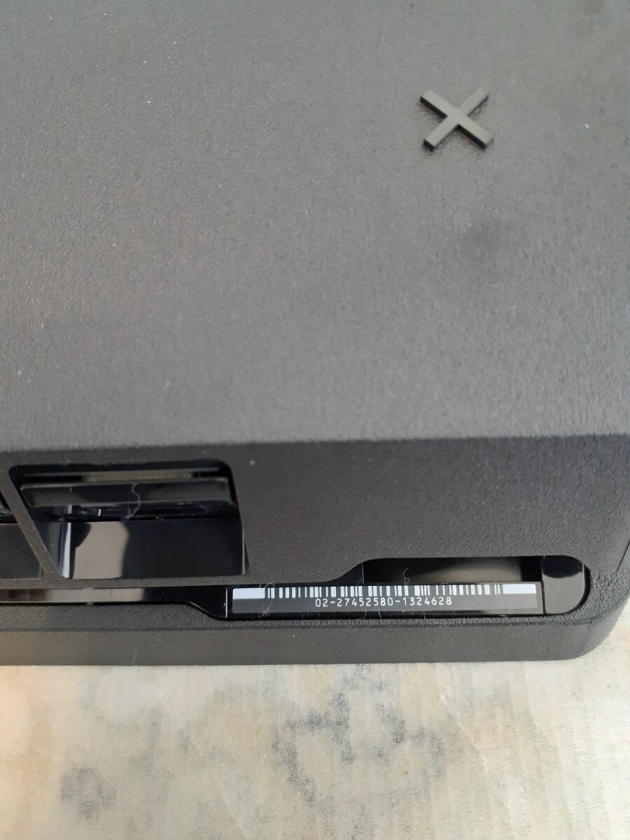 付属品完備　美品　 PS4　CUH-2200A　本体一式　　送料無料　 動作品 ジェットブラック 薄型最終タイプ_画像8