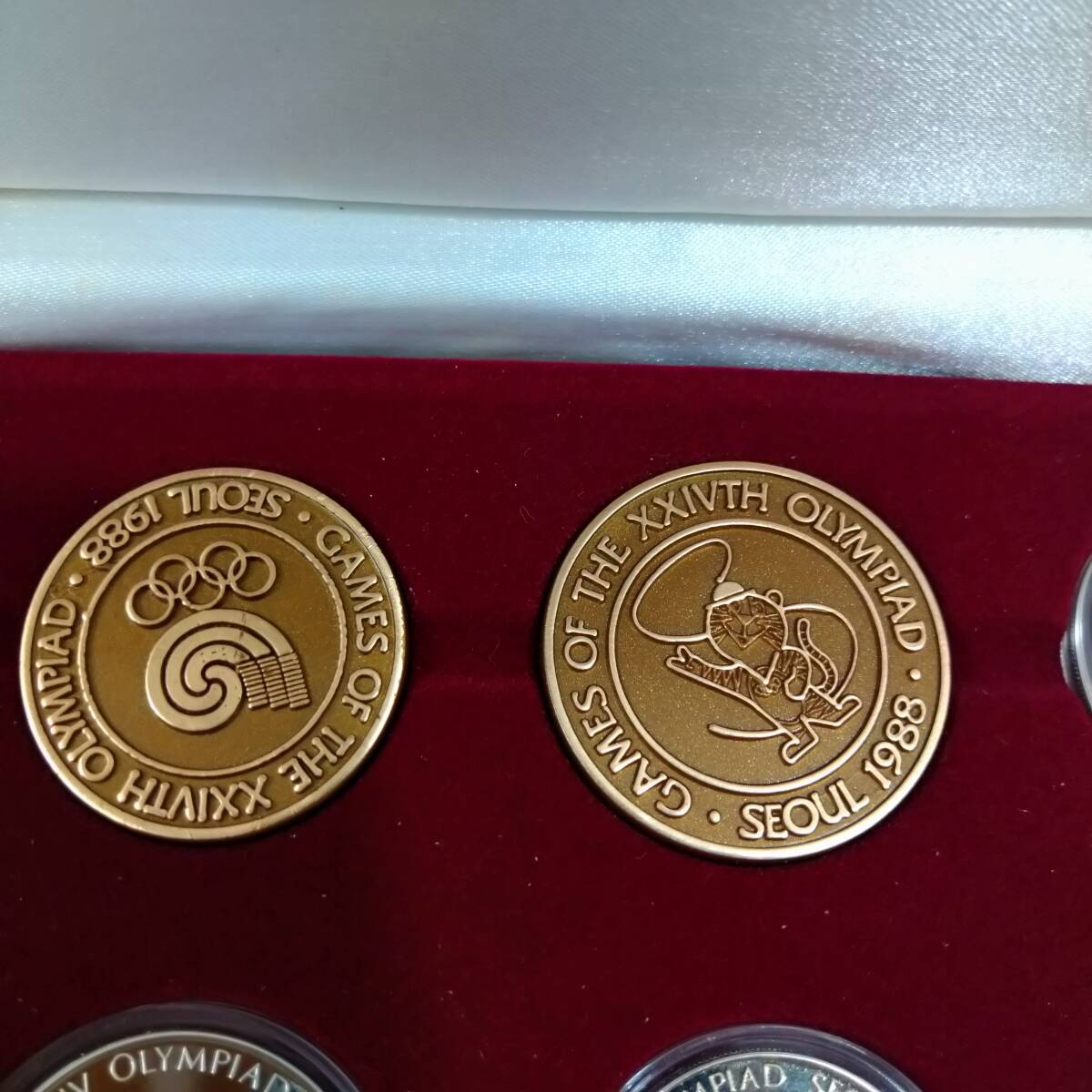 [ редкий ] душа Olympic 1988 год SEOUL памятная монета 2000won3 листов 1000won3 листов итого 6 шт. комплект кейс входить [ Корея монета деньги комплект ]