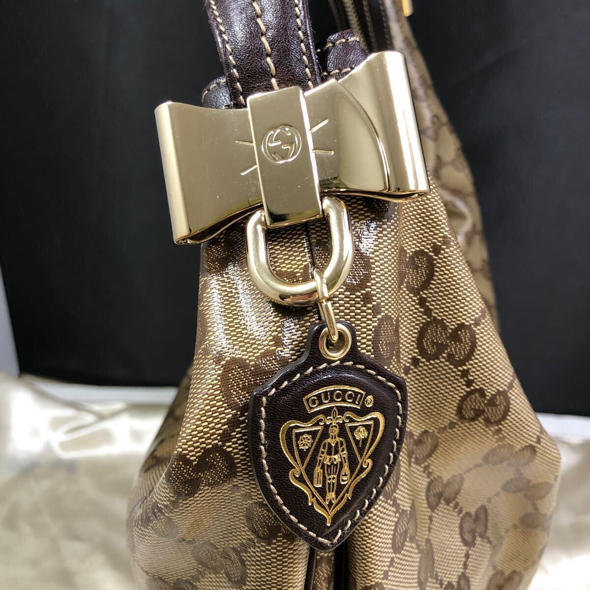 バッグ GUCCI グッチ 肩掛け ショルダーバッグ ワンショルダーバッグ GG柄 ブラウン PVC 舟型_画像3