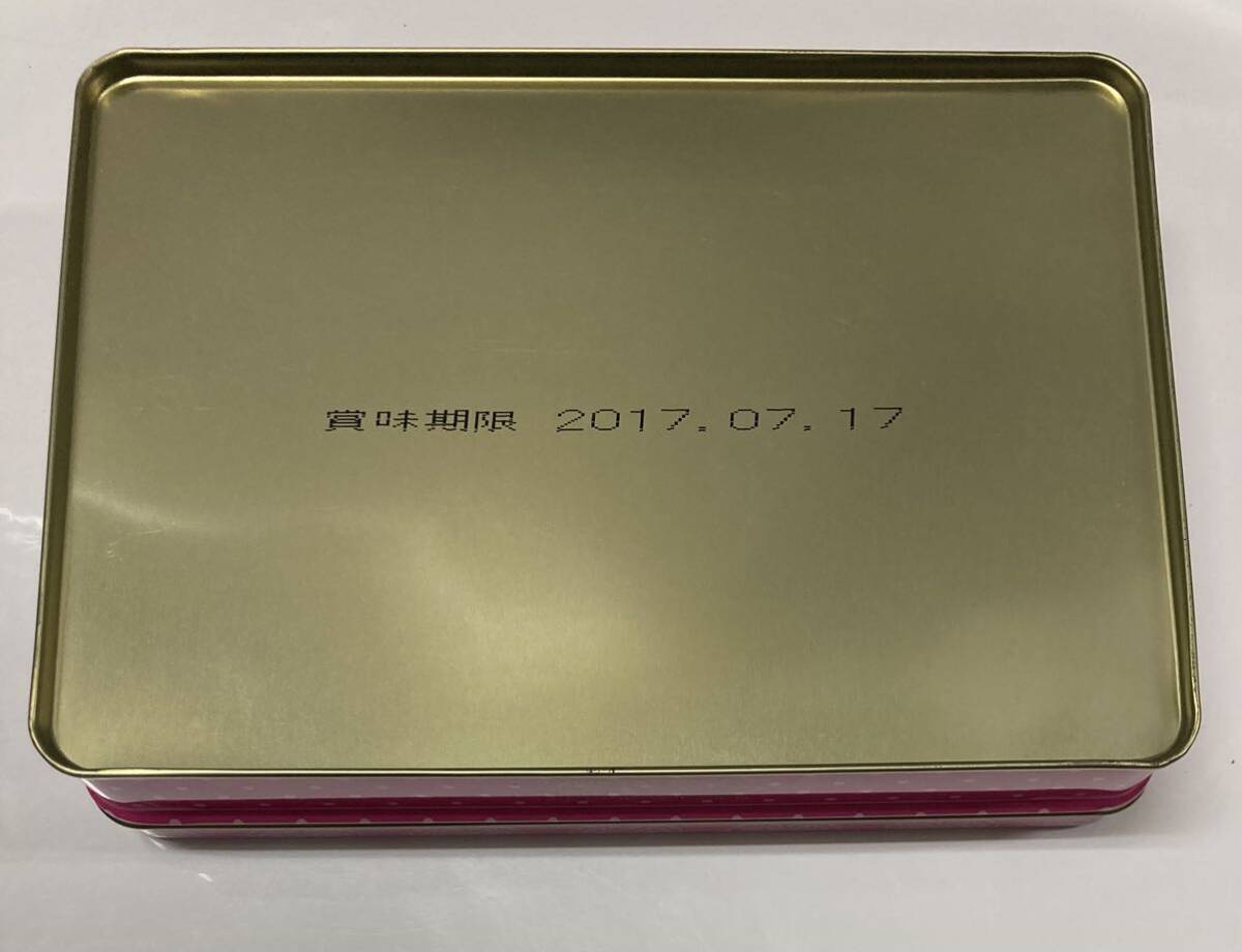 ハローキティ ♪ 赤い帽子 空き缶 サンリオ 約12×17×4.3cmの画像7