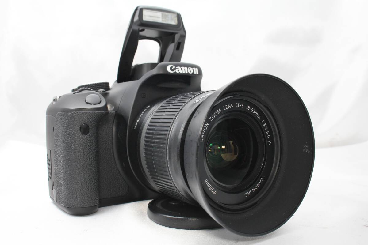 ★【限定！極上美品 一眼レフスターティングセット】 Canon EOS Kiss X5 ★ EF-S18-55mm IS EF55-200mm II USM_画像3