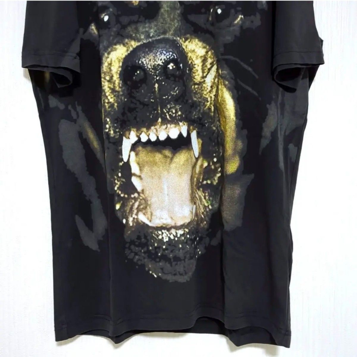 GIVENCHY ジバンシー ロットワイラー 半袖 Tシャツ カットソー GIVENCHY ジバンシー ロットワイラー 半袖 Tシャツ カットソー