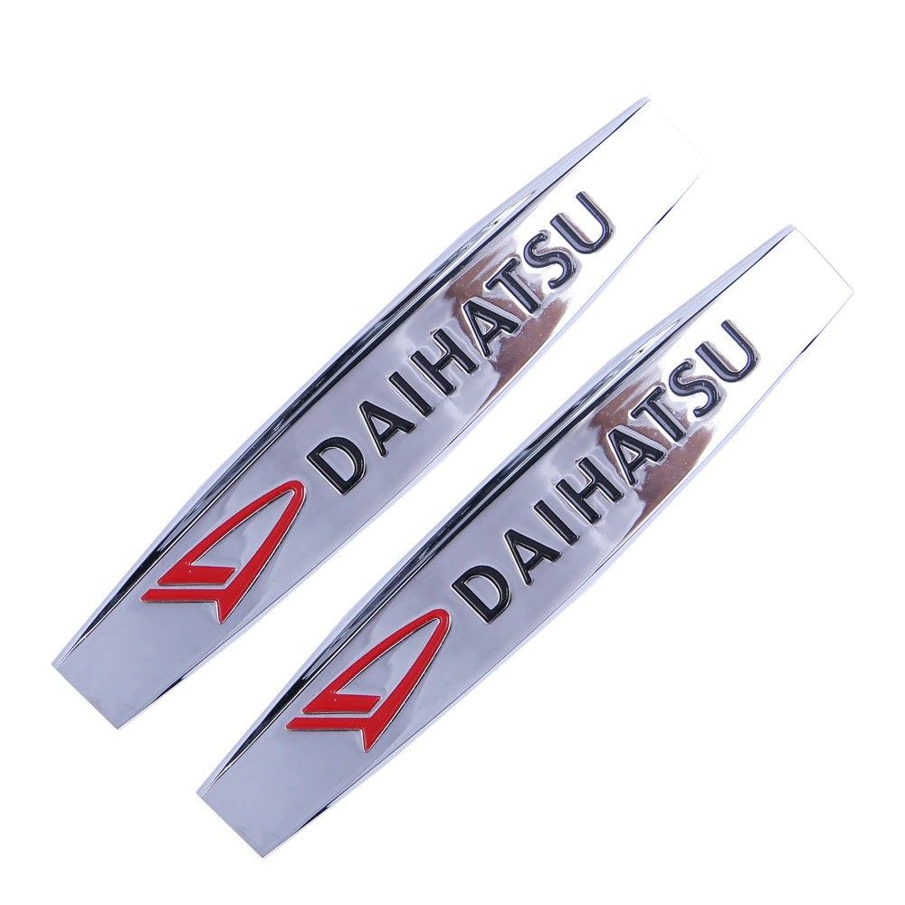DAIHATSU 3Dメタルエンブレム 2個セット ダイハツ タント コペン キャスト ムーヴ ロッキー タフト ブーン ウェイク