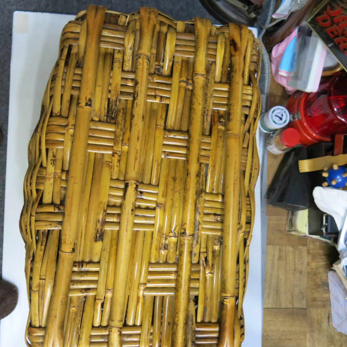 竹籠 No.2 古道具 飴色 大きい トテモ確りしている 見てて飽きない 素晴しい 縦44cm横54cm高さ37cm重さ2,600g  古道具やi (アイ)の画像2