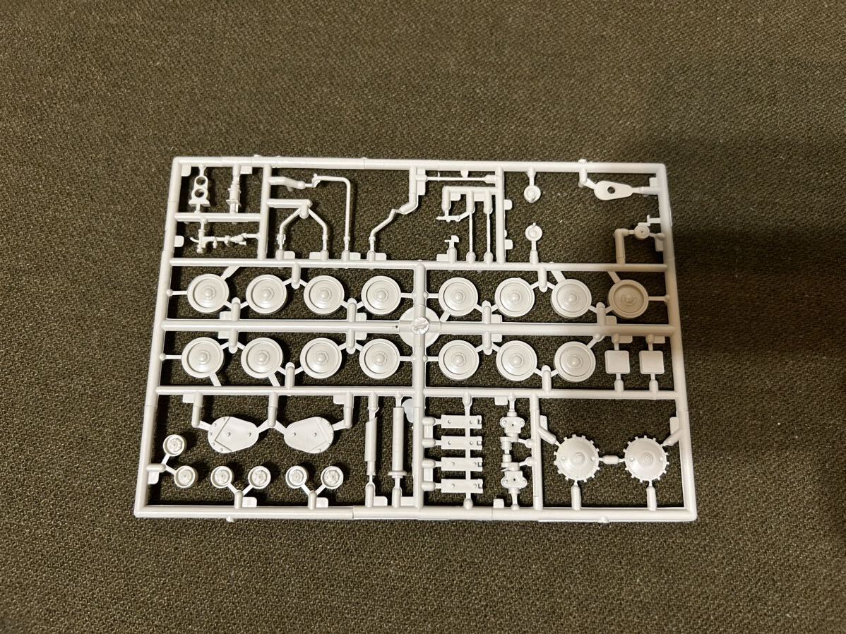 【1/35】maquette/マケット ソ連軍 BM-8-24 未使用品 プラモデル_画像8