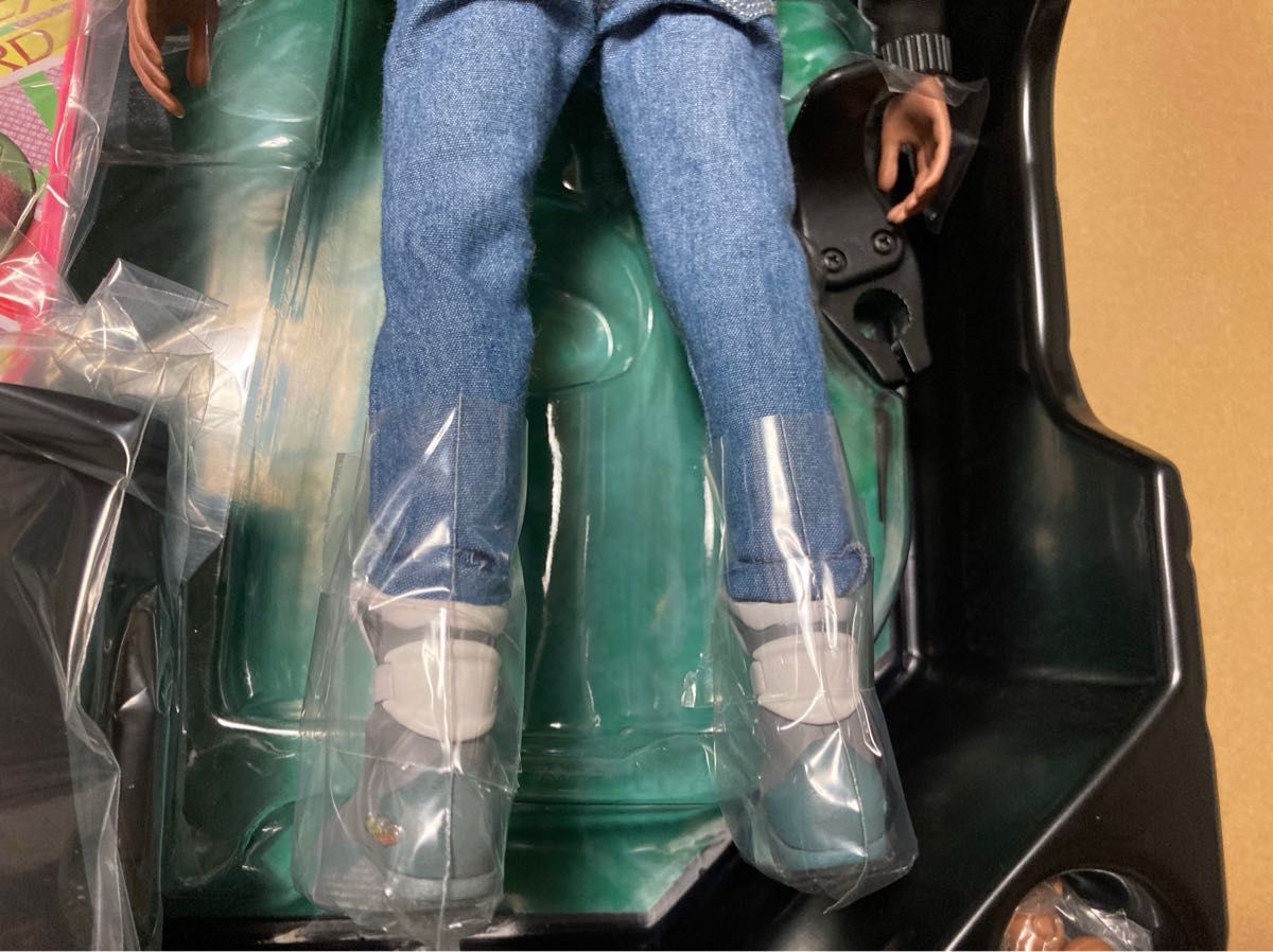 ホットトイズ 1/6 MMS379 バック・トゥ・ザ・フューチャー PART2 ホットトイズ 1/6 MMS379 バック・トゥ・ザ・フューチャー PART2