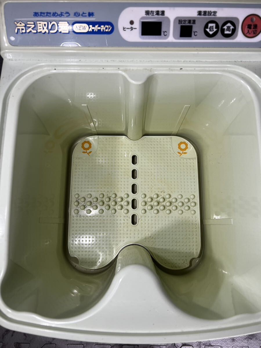 [0458] высота . фирма охлаждение брать ..NEW super microcomputer FB-C70 10L ножная ванна пара горячая вода контейнер с роликами . красота здоровье охлаждение . пара горячая вода рабочий товар 