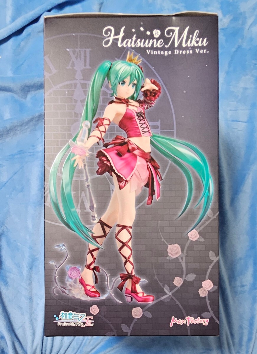 初音ミク　ヴィンテージドレスVer.　1/7スケールフィギュア　マックスファクトリー_画像3