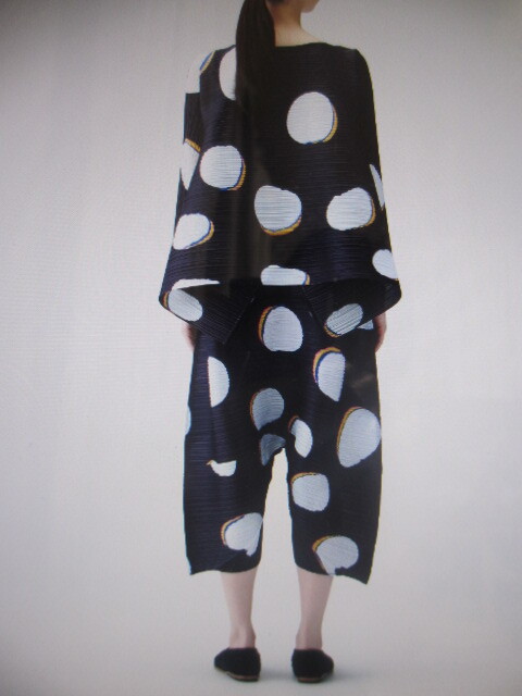 '24新品★PLEATS PLEASE ★入手困難！大人気 BEAN DOTS 上下２点で 標準サイズ３の画像6