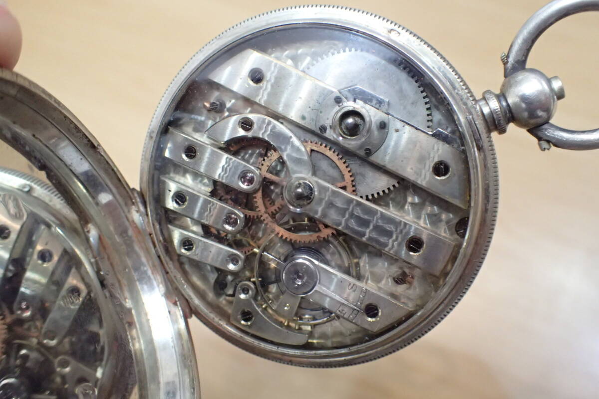 時計店在庫/長期保管 ◆イギリス製？ コロン商会 薄型ケース 銀製/カギ巻き式◆ 高級ムーブメント 手巻きアンティーク懐中時計の画像3