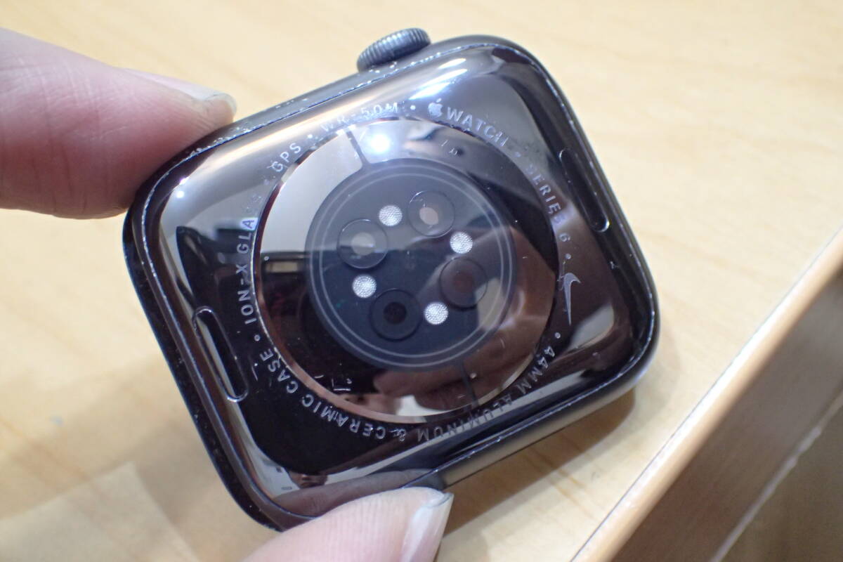 Apple Watch/ Apple watch * series 6/44mm Nike model smart watch 