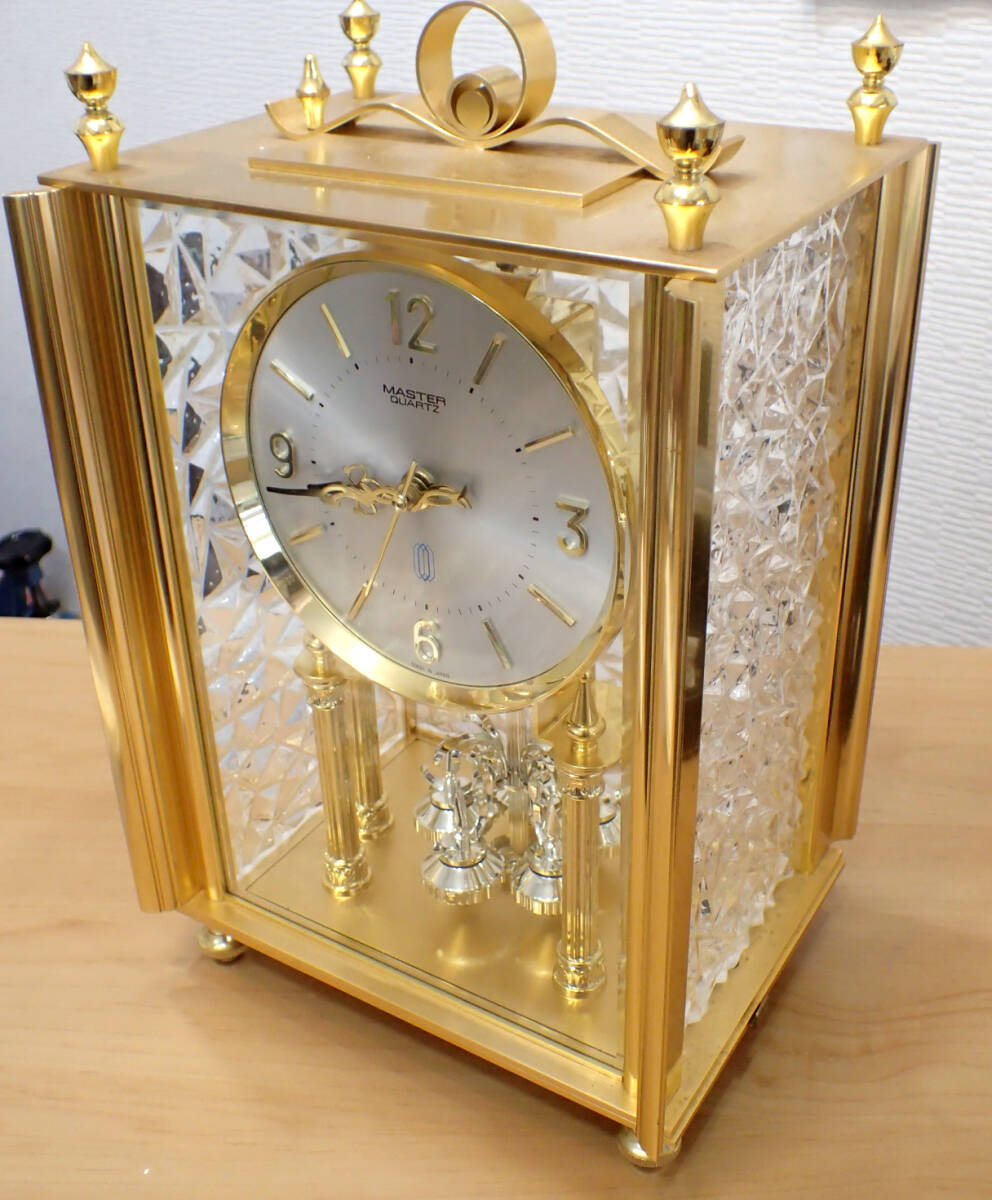 美品/時計店在庫 ◆ MASTER QUARTZ 回転振り子時計 マスタークオーツ 格子ガラス 置時計の画像1