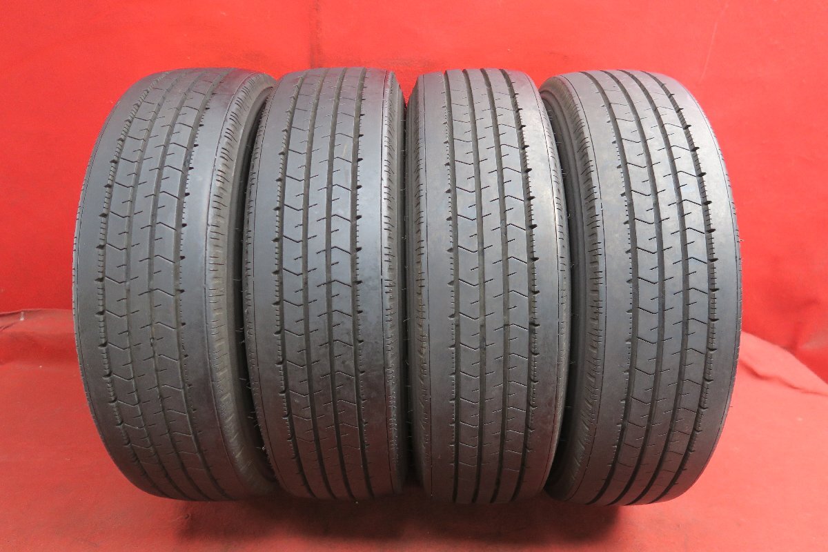 【1640R】タイヤ 4本* 215/70R17.5 118/116L グッドイヤー G223 FLEXSTEEL 2020年 送料無料_画像1