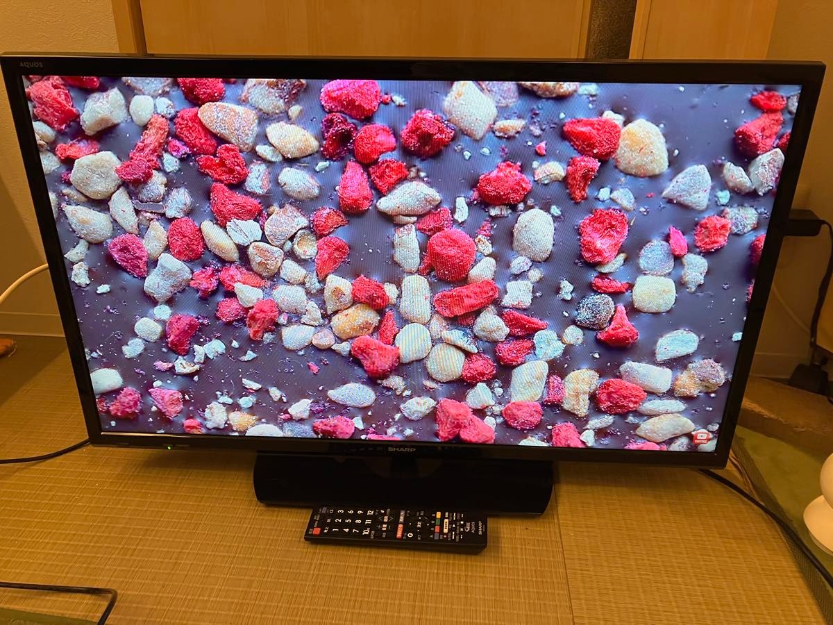 SHARP　シャープ　32型　テレビ LC-32H40 2016年製　映り綺麗！