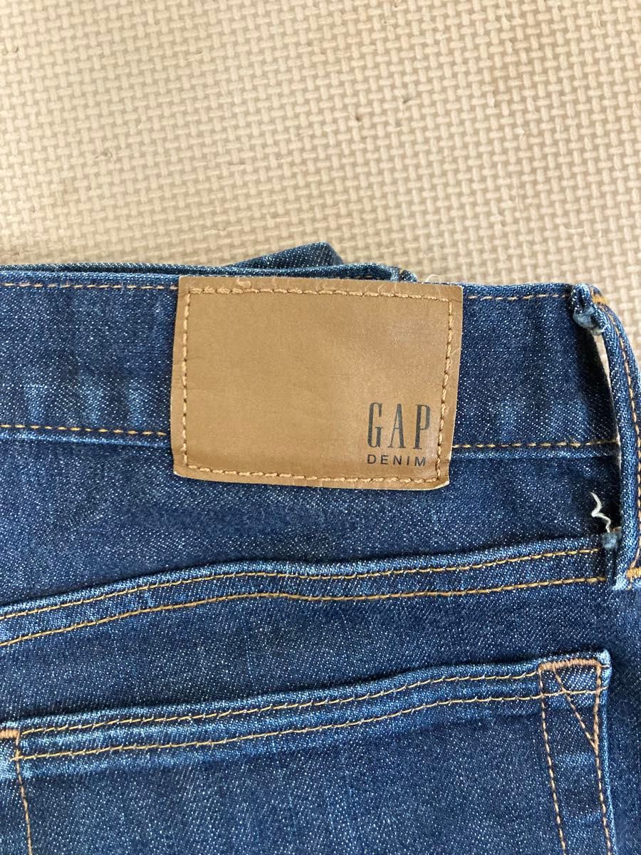 （中古）GAP ジーンズ　slim32バツ30