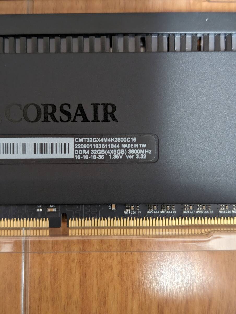 【中古・送料込】CORSAIR DOMINATOR PLATINUM RGB DDR4 8GBx4 3600MHz C16, CMT32GX4M4K3600C16の画像5