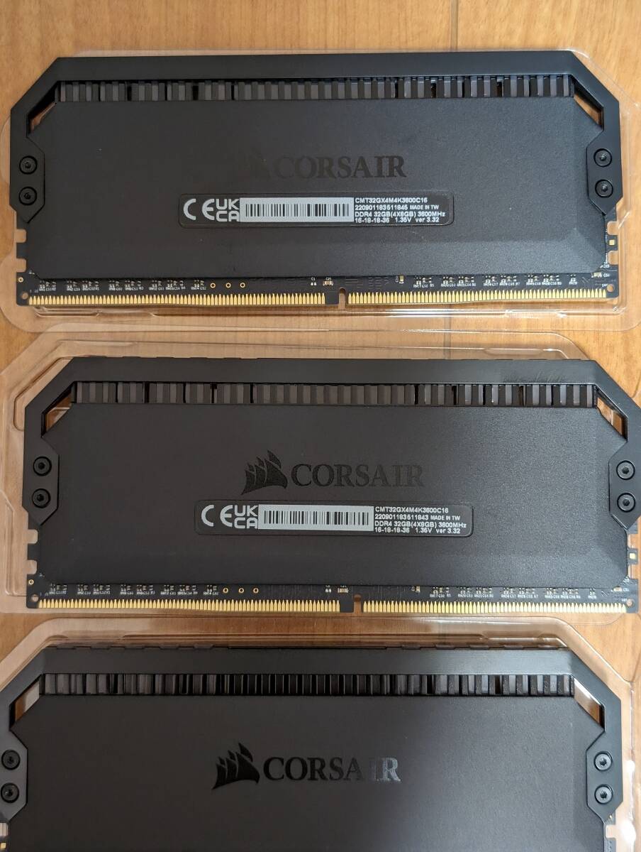 【中古・送料込】CORSAIR DOMINATOR PLATINUM RGB DDR4 8GBx4 3600MHz C16, CMT32GX4M4K3600C16の画像9