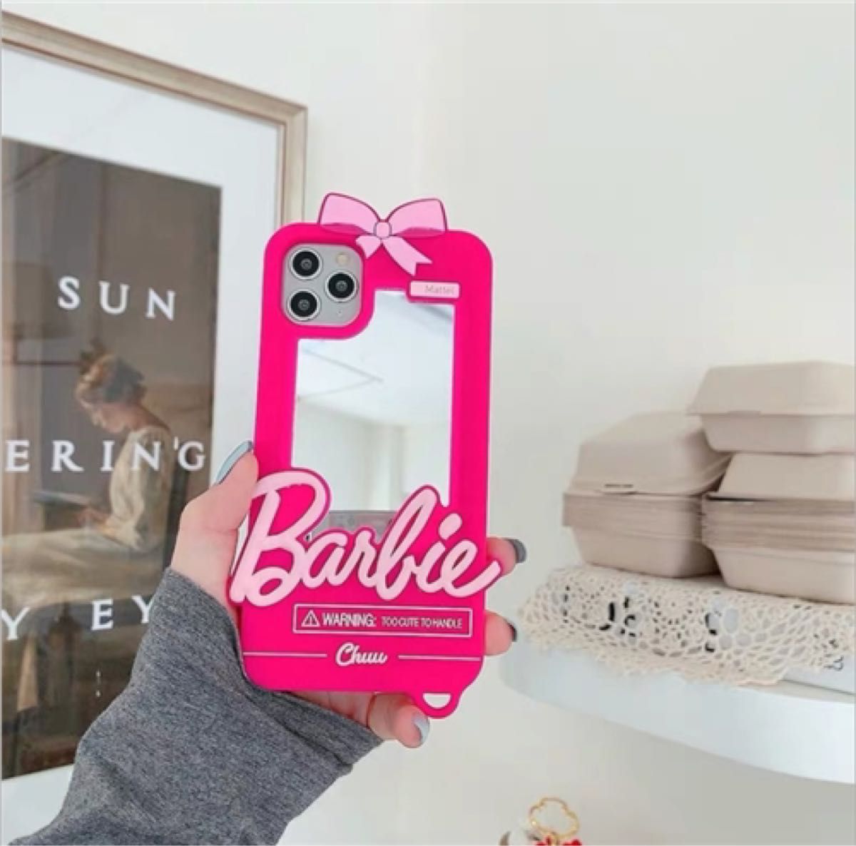 Barbie鏡スマホケースiPhoneカバーiPhone15【鏡のフィルムを剥がしてご使用ください】