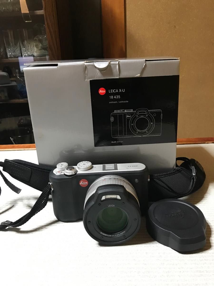 Leica XU