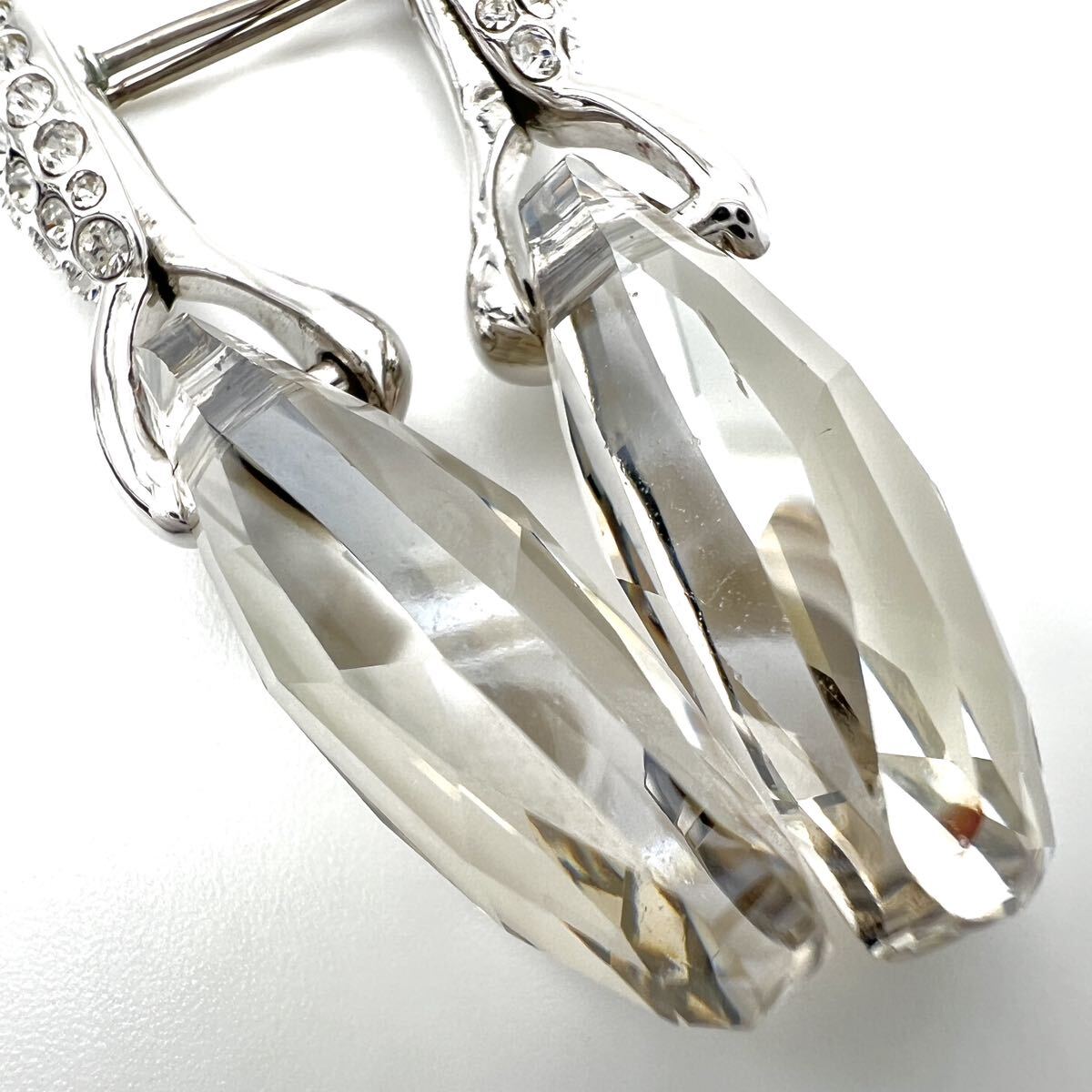 SWAROVSKIl Swarovski серьги [ Acty ] Drop серебряный цвет стразы crystal стекло серьги-гвоздики бренд a501et