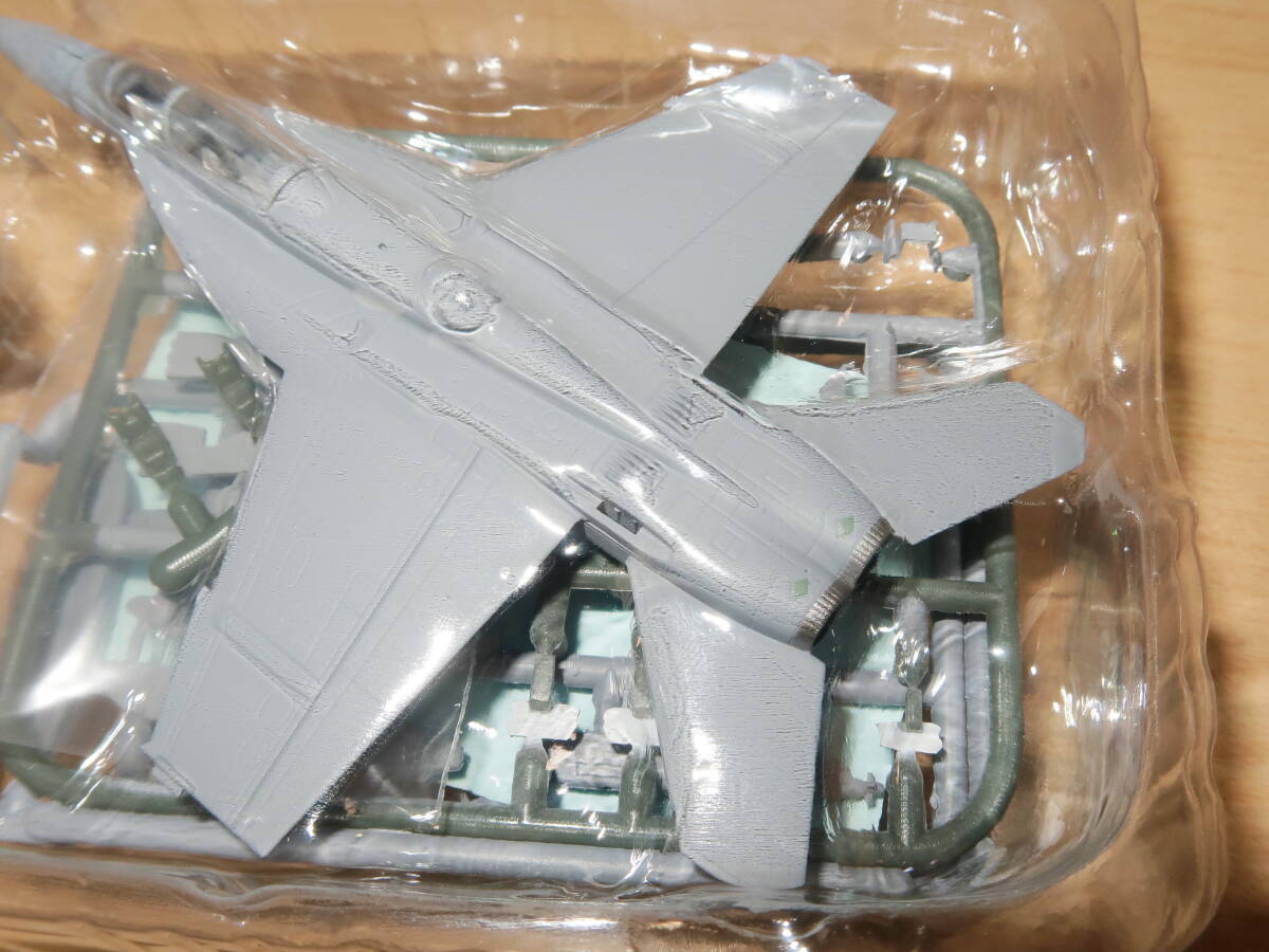 1/144 EA-18G グラウラー VAQ-132 第132戦術電子戦飛行隊 スコーピオンズ CAG機 2021 スーパーホーネットファミリー2 エフトイズの画像6