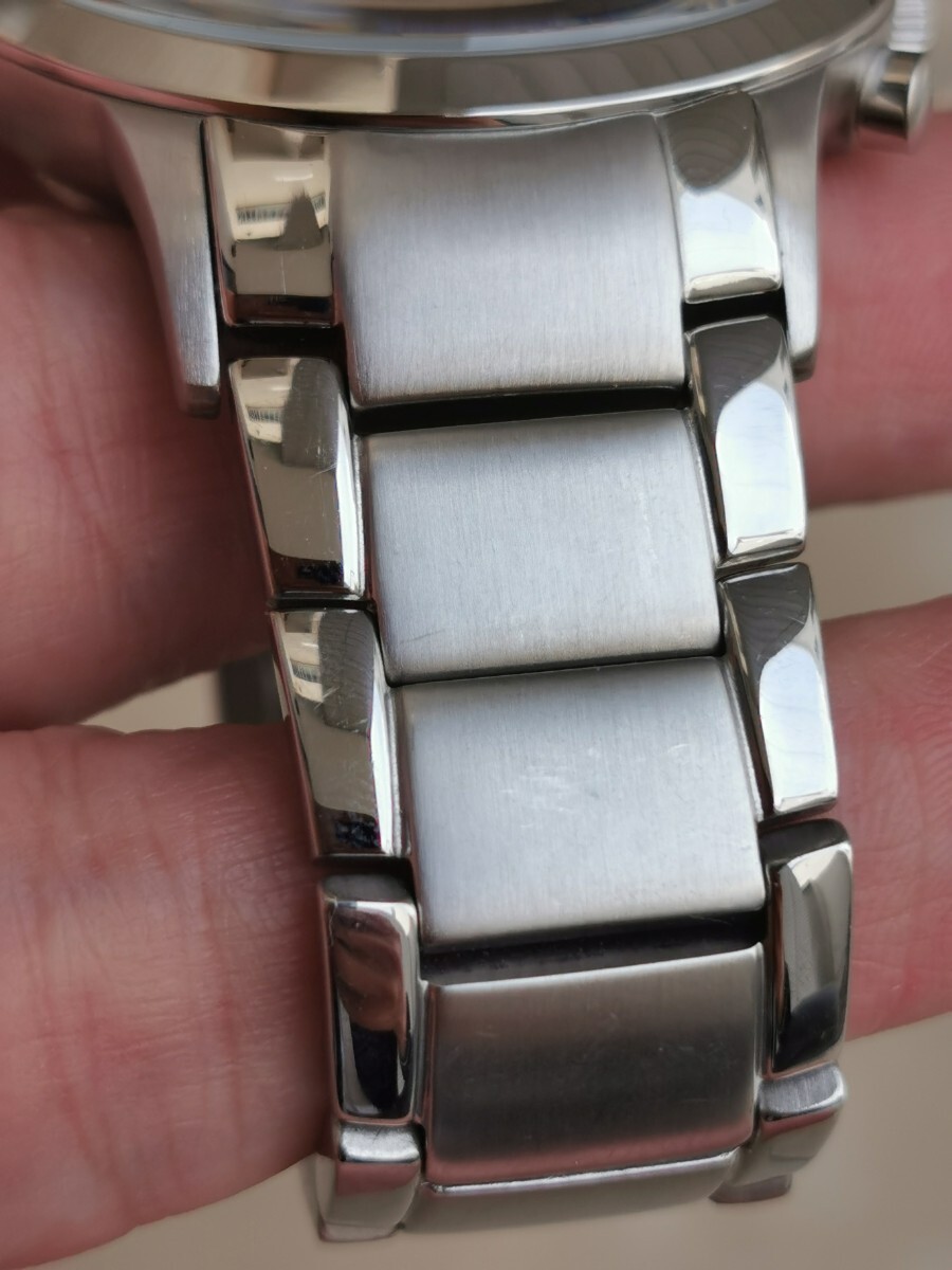 アルマーニのメンズ腕時計 汎用ベルトの画像10