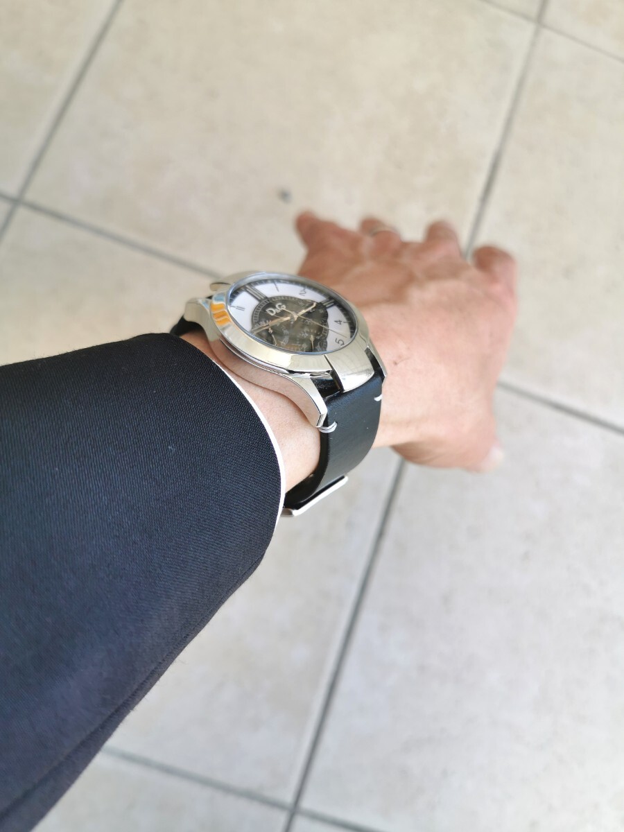 ドルガバ腕時計 メンズ ベルト社外品の画像3