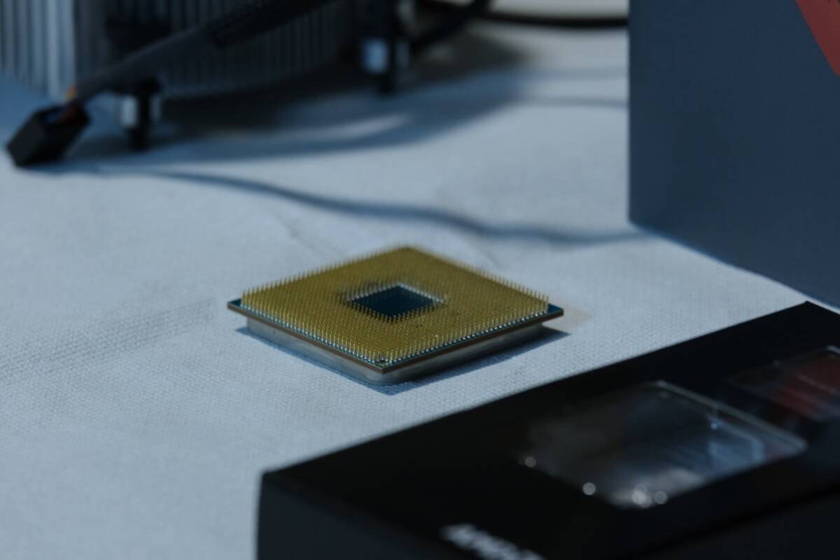 [中古・起動可能・ジャンク扱い] CPU AMD Ryzen 7 1700 BOXの画像4