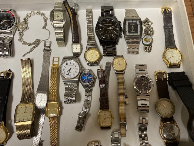 【まとめ売り】腕時計 ジャンク品 70点（OMEGA、RADO、WALTHAM、SEIKO、CITIZENその他 約4.3kg）