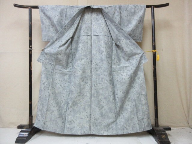 1円 中古 正絹 着物 紬 民芸 灰色 花柄 草花 お洒落 可愛い 身丈152cm 裄64cm【夢職】★★の画像2