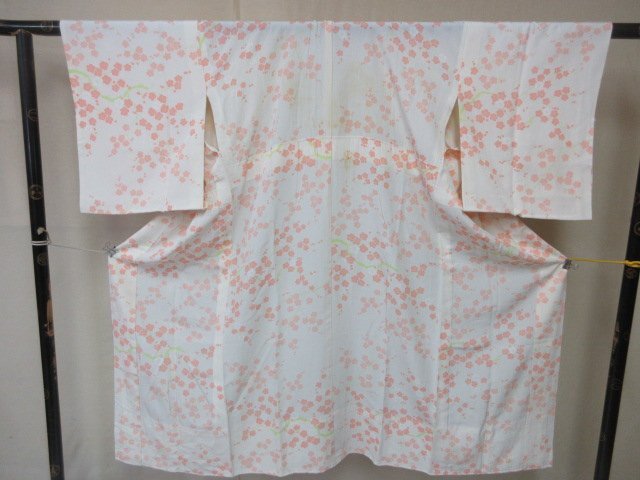 1円 良品 正絹 長襦袢 縮緬 女性用 枝花 槍梅 梅 可愛い 袖無双 身丈123cm 裄65cm【夢職】★★★の画像2