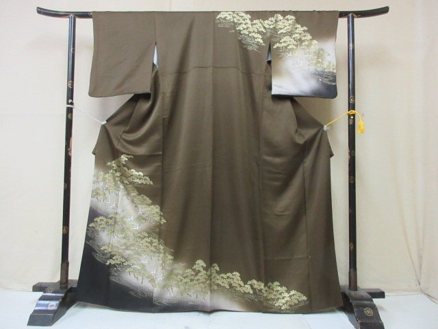 1 jpy superior article silk kimono visit wear .. type . Japanese clothes gold paint .. water crane . pine stylish high class . length 153cm.66cm * excellent article *[ dream job ]****