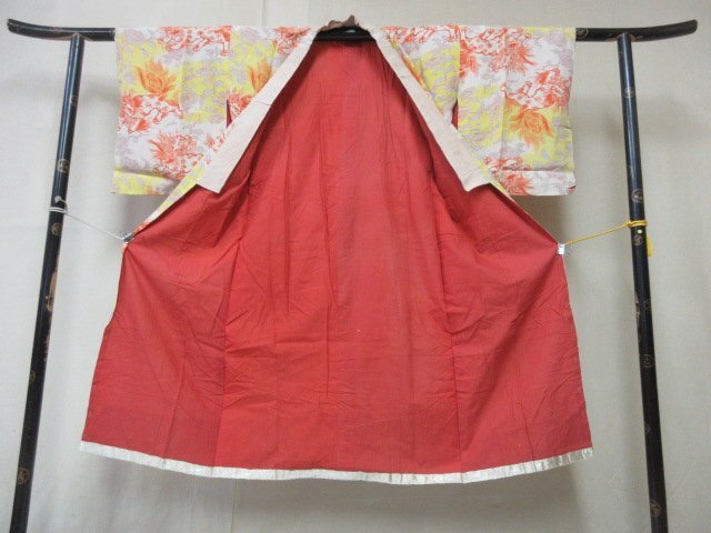 1 иен хорошая вещь натуральный шелк длинное нижнее кимоно .. тип . японский костюм японская одежда античный Taisho роман Tang лев .. цветок Tang .. длина 117cm.63cm[ сон работа ]***