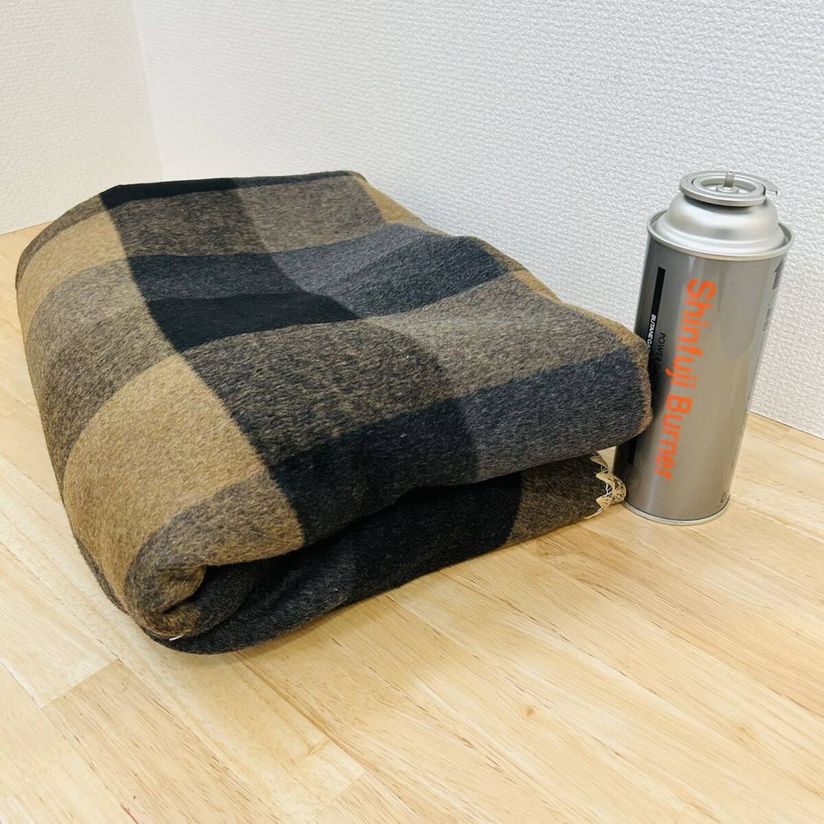 1.9kg厚地 カシミア毛布 ラグマット ブランケット 超高品質200cmx150cm 20%カシミア 80%ウール タペストリー キャンプ 保暖防寒 野外登山_画像8