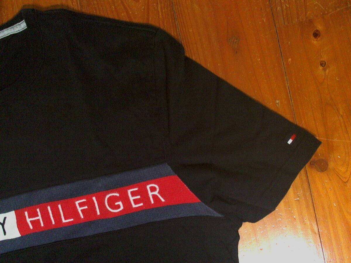 ☆トミーヒルフィガー 【TOMMY HILFIGER】ロゴ クルーネック半袖シャツ コットンＴシャツ M 黒 ブラック の画像4