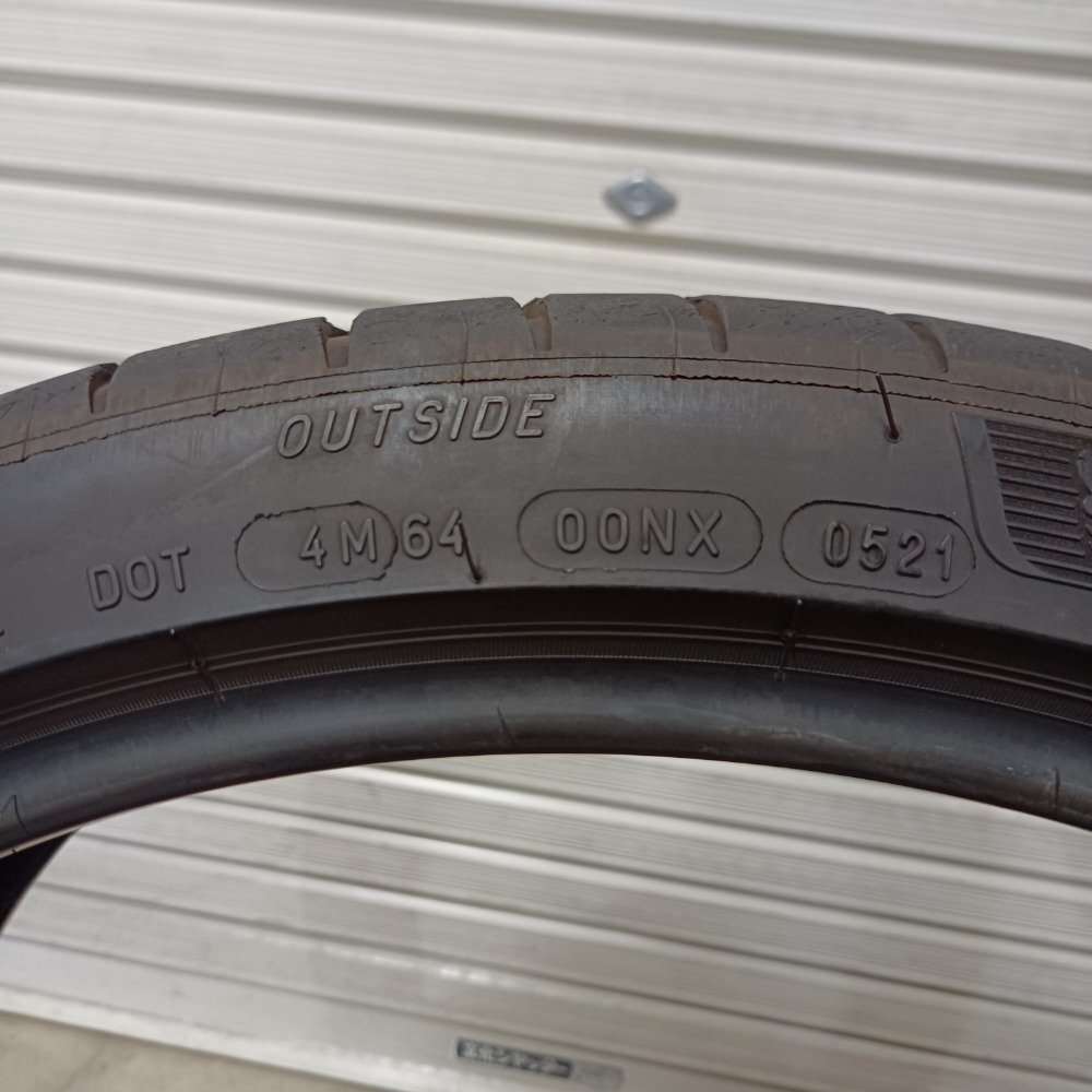 バリ山 6.5mm~ MICHELIN PILOT SPORT 4S 285/30 ZR21 20年製 245/35 ZR21 21年製 マセラティ 2本 サマータイヤ まとめ売 中古_画像5