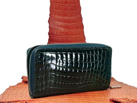 1 jpy ~hen loan company manufactured shining crocodile round long wallet aruji-. green the truth thing image new goods beautiful goods shining & compressed gas cylinder finishing 
