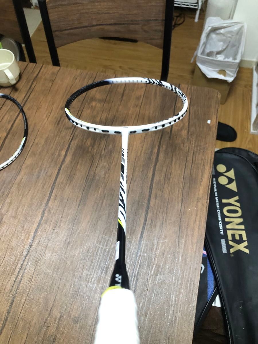 【美品】YONEX アストロクス99 PRO