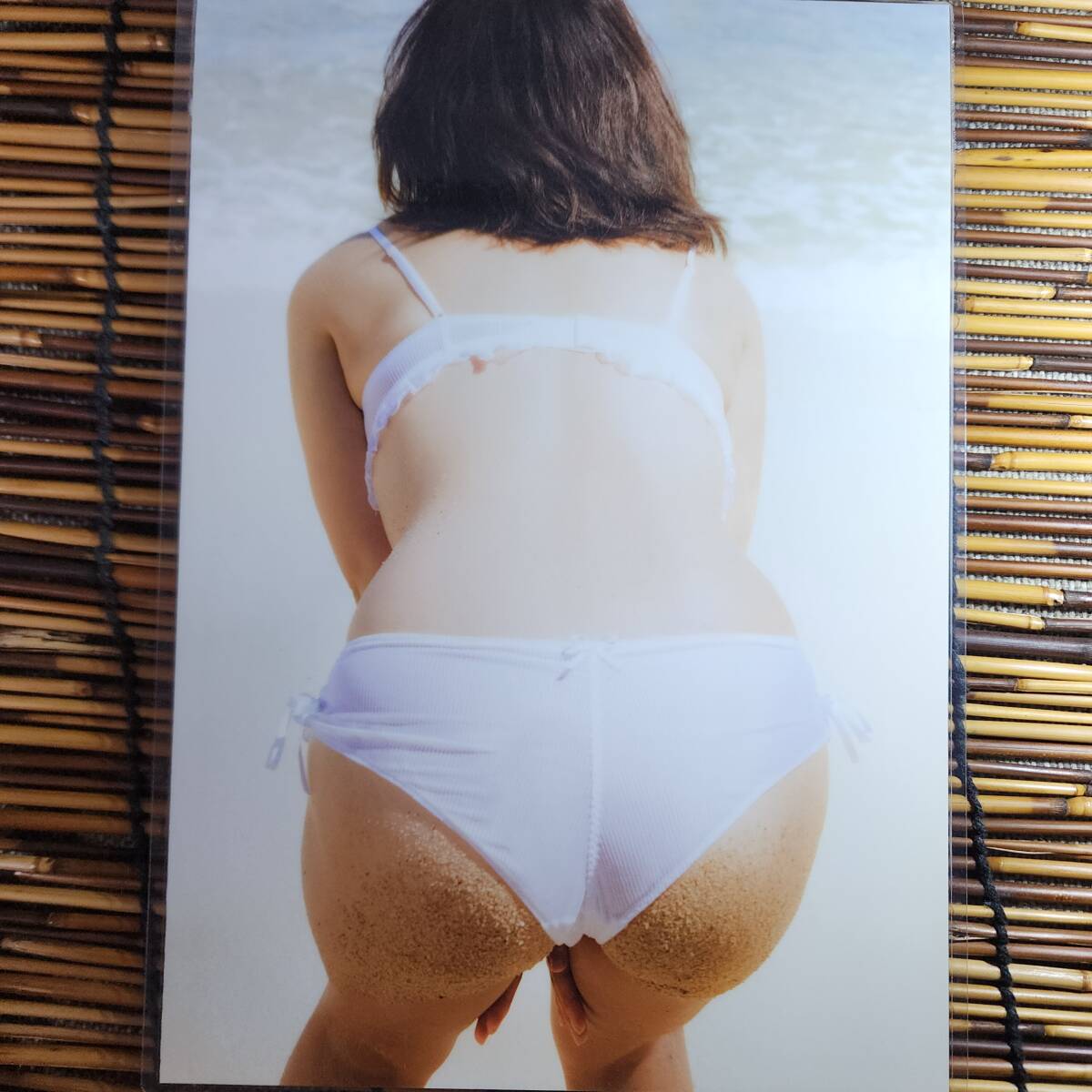 [ high quality thick 150μ laminate processing ]. mountain ...2015.10 swimsuit B5 magazine scraps 7 page [ bikini model ]l18