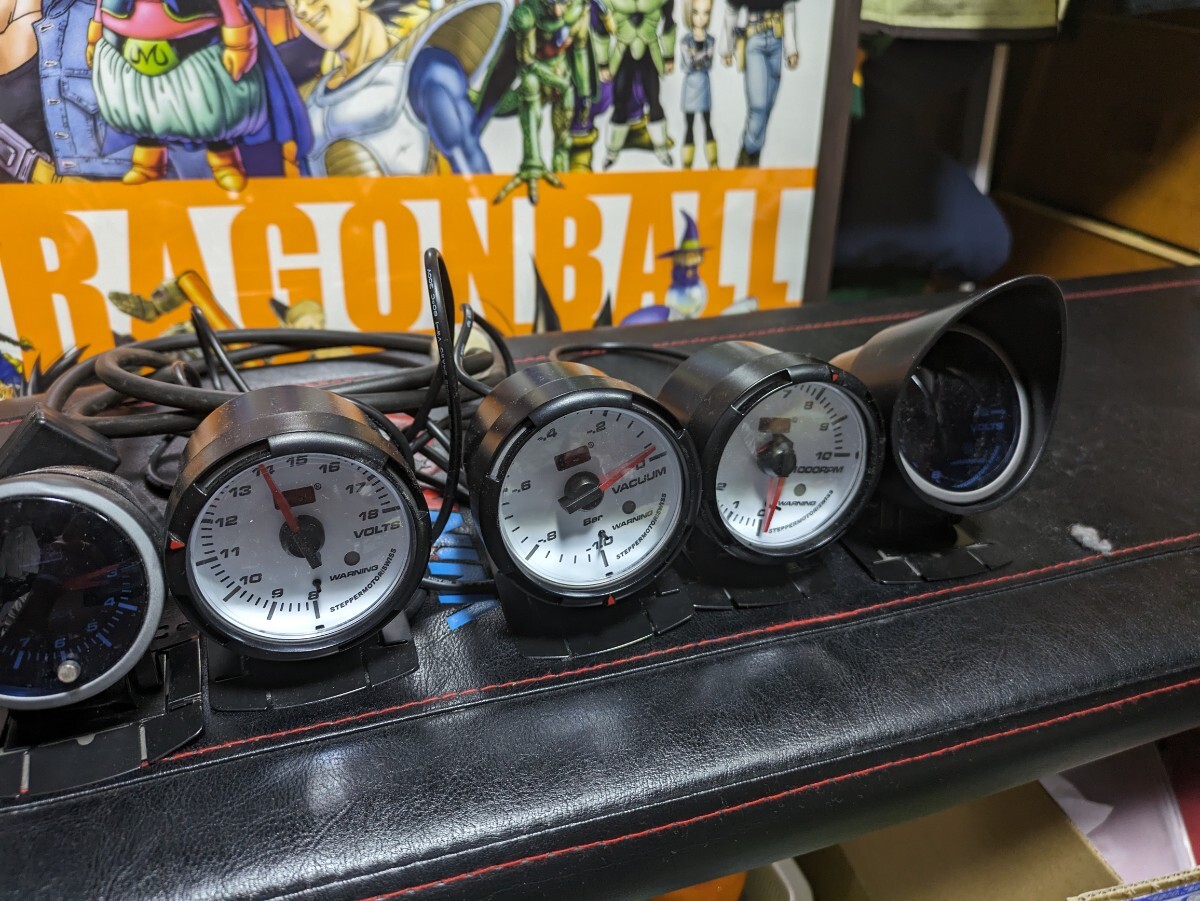  auto gauge tachometer vacuum meter voltmeter clock 