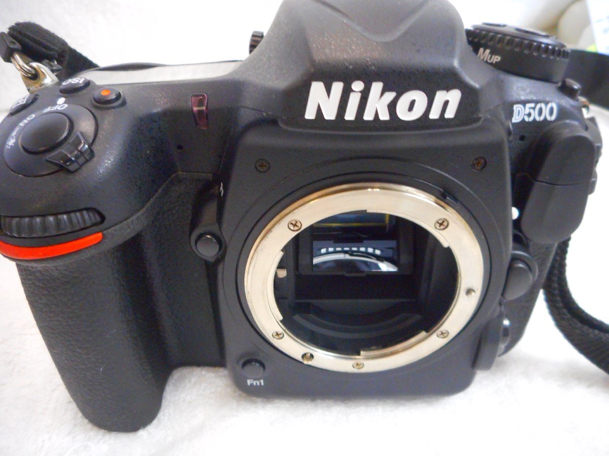 ★中古品★ Nikon デジカメ D500+ED AF-S NIKKOR70-300ｍｍ 【他商品と同梱歓迎】の画像3