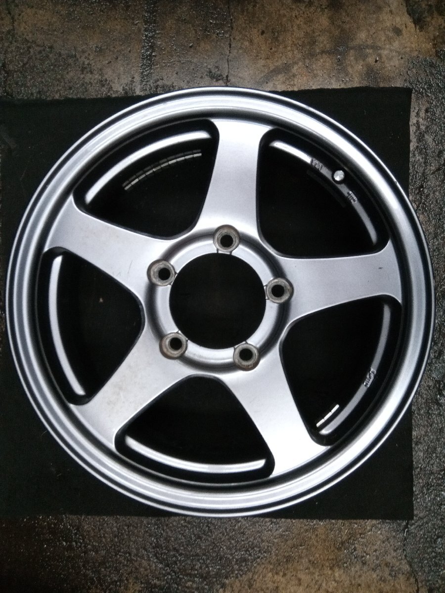 ★中古品★MANARAY SPORT 16×5.5J+22 139.7-5H ホイールセット 4本 SUZUKI ジムニーにて使用可能【他商品と同梱歓迎】の画像2