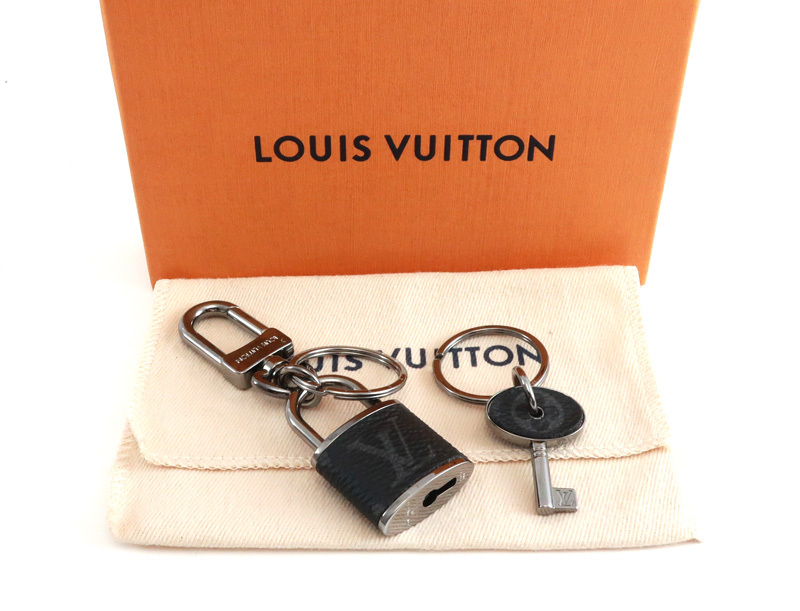  unused Louis Vuitton monogram * Eclipse porutokrepado lock & key holder key ring silver M61951 /33163