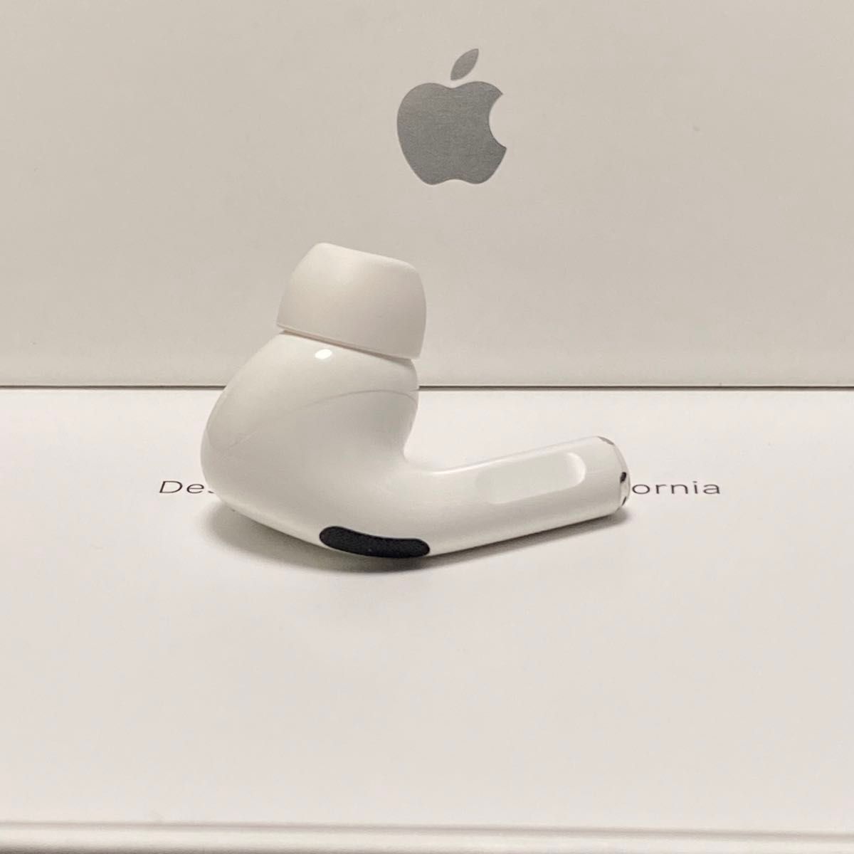 ［正規品］AirPods pro 1 第一世代  R アイポーズ　プロ　R 右耳 AirPods イヤホン Apple