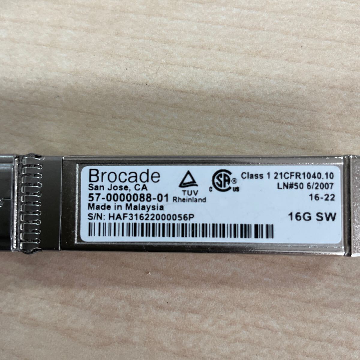 ◎(412-4)11個セット Brocade SFP 16GB トランシーバー 57-0000088-01 の画像2