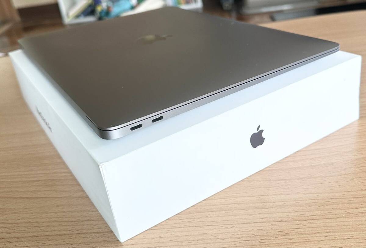 Apple care+ 付 MacBook Air 美品 M1 512GB メモリ8GB GPU8GB パソコン SSD アップル　マックブックエアー_画像5