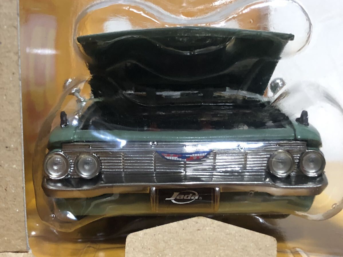 ★開封品★JADA 1961 CHEVY IMPALA COLLECTOR'S CLUB 1/24 シボレー インパラ コレクターズクラブ 7500台限定の画像2