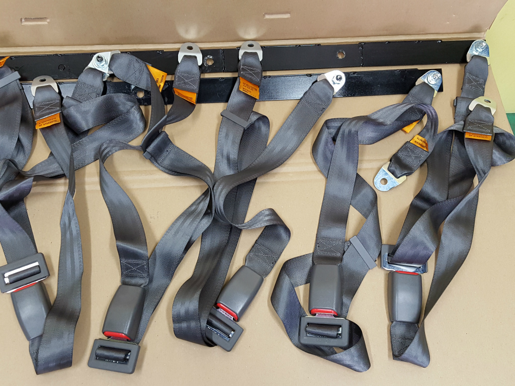 200 Hiace camping seat belt 8 person minute custom vehicle inspection "shaken" material camper KDH223 KDH 200